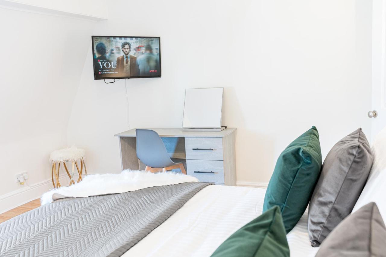 Stylish Luxury Large 4Br Kingbed Apartment Barrow-in-Furness Luaran gambar
